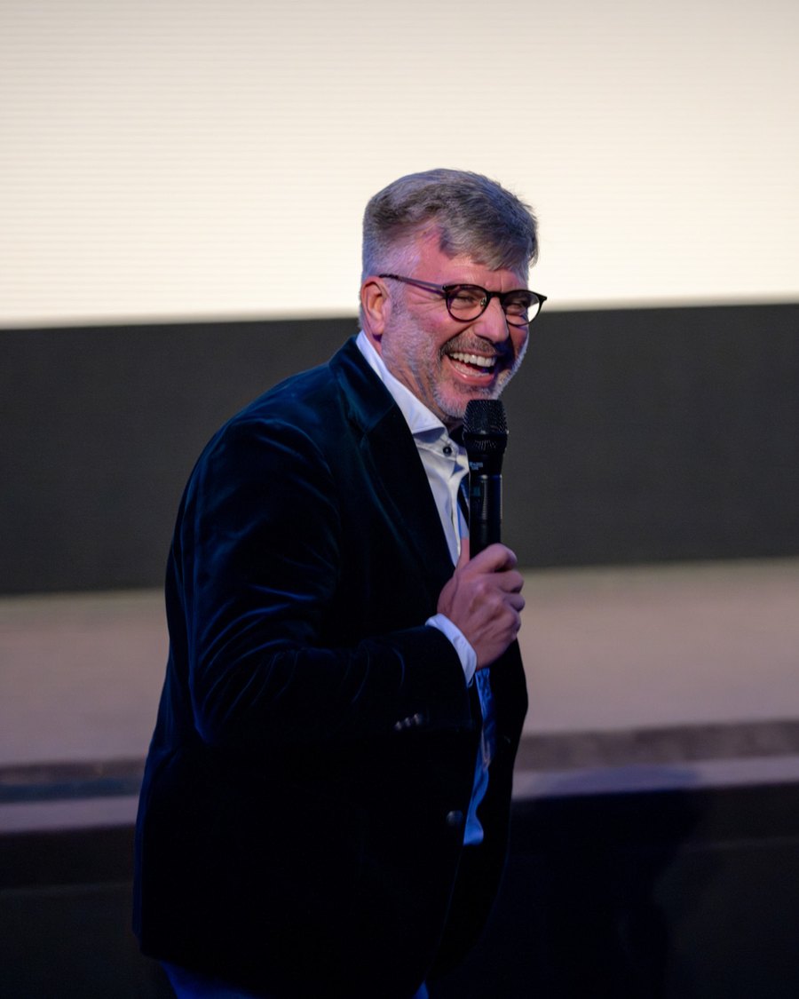 Dr. Ralf Schauer